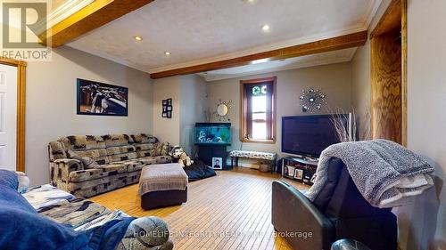 60 William Street, Orangeville, ON - Indoor Photo Showing Living Room