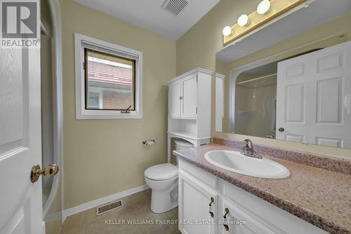 7 Harbourview Crescent, Prince Edward County, ON - Indoor Photo Showing Bathroom