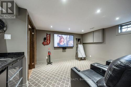 31 Hilts Drive, Hamilton, ON - Indoor Photo Showing Basement