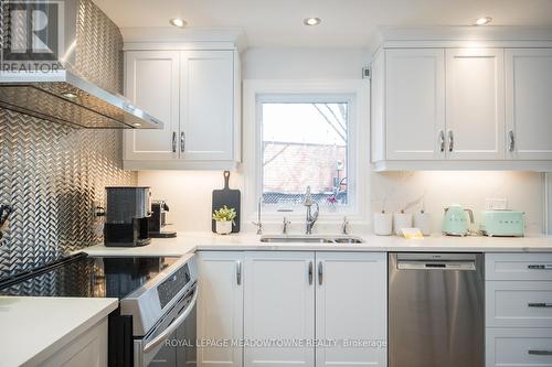80 Copperfield Drive, Cambridge, ON - Indoor Photo Showing Kitchen