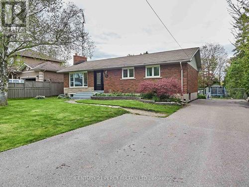 36 Cresser Avenue, Whitby, ON - Outdoor