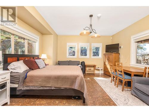 69 Swallows Place, Vernon, BC - Indoor Photo Showing Bedroom