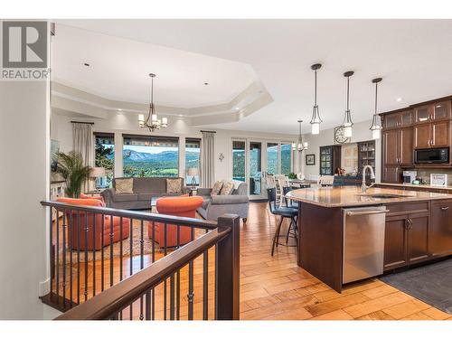 69 Swallows Place, Vernon, BC - Indoor Photo Showing Kitchen With Upgraded Kitchen