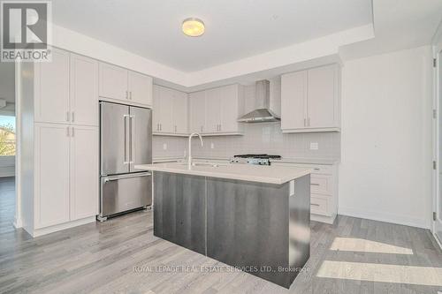 1 - 2273 Turnberry Road, Burlington (Rose), ON - Indoor Photo Showing Kitchen With Stainless Steel Kitchen With Upgraded Kitchen