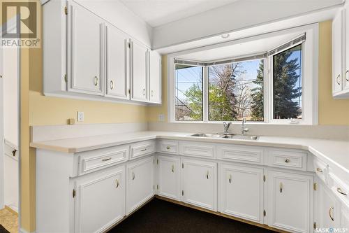 3812 Van Horne Avenue, Regina, SK - Indoor Photo Showing Kitchen With Double Sink