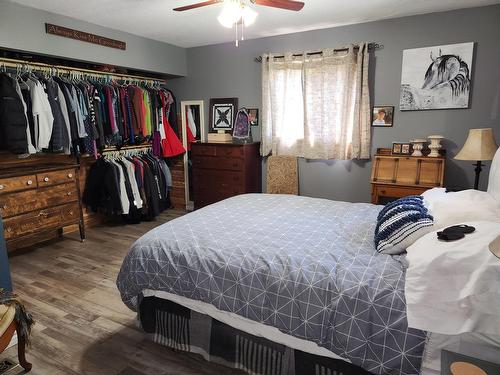 275 Silver Avenue S, Greenwood, BC - Indoor Photo Showing Bedroom