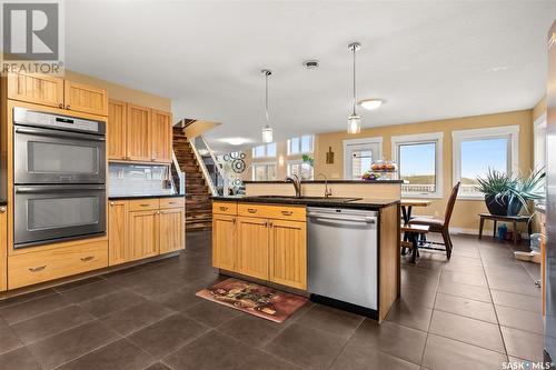 966 Tatanka Drive, Buffalo Pound Lake, SK - Indoor Photo Showing Kitchen