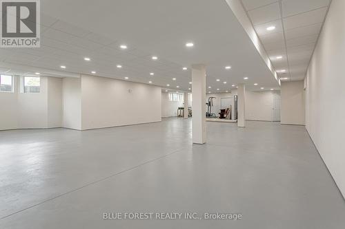 2290 Westchester Bourne, Thames Centre, ON - Indoor Photo Showing Other Room