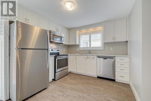 118 Sanderson Drive, Guelph, ON - Indoor Photo Showing Kitchen