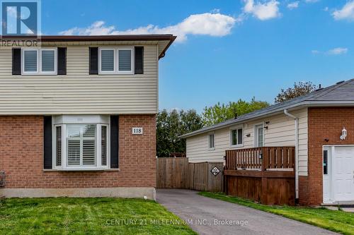 118 Sanderson Drive, Guelph, ON - Outdoor With Exterior