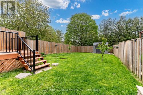 118 Sanderson Drive, Guelph, ON - Outdoor With Backyard