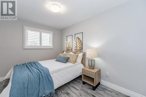 118 Sanderson Drive, Guelph, ON - Indoor Photo Showing Bedroom