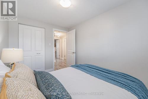 118 Sanderson Drive, Guelph, ON - Indoor Photo Showing Bedroom