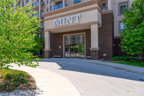 2490 Old Bronte Road|Unit #521, Oakville, ON - Outdoor