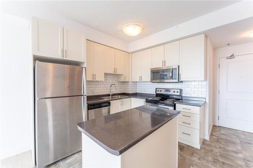 2490 Old Bronte Road|Unit #521, Oakville, ON - Indoor Photo Showing Kitchen With Stainless Steel Kitchen
