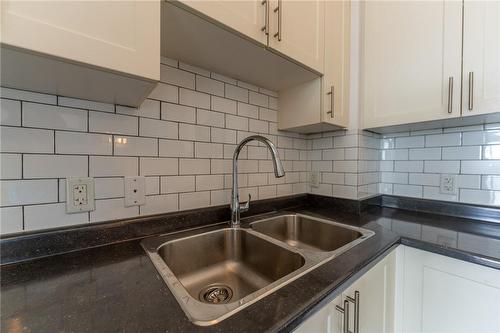 2490 Old Bronte Road|Unit #521, Oakville, ON - Indoor Photo Showing Kitchen With Double Sink
