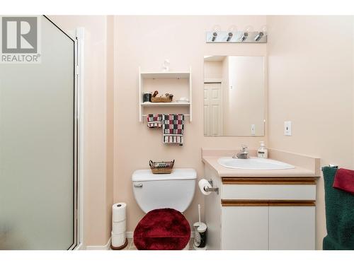 221 Temple Street, Sicamous, BC - Indoor Photo Showing Bathroom