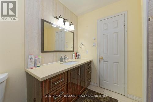58 Bach Boulevard, Brampton, ON - Indoor Photo Showing Bathroom