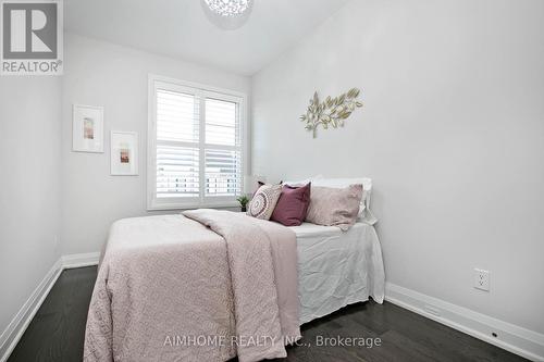 20 Mcgurran Lane, Richmond Hill, ON - Indoor Photo Showing Bedroom
