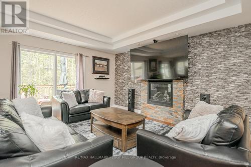 3 Jermey Lane, Oro-Medonte, ON - Indoor Photo Showing Living Room With Fireplace