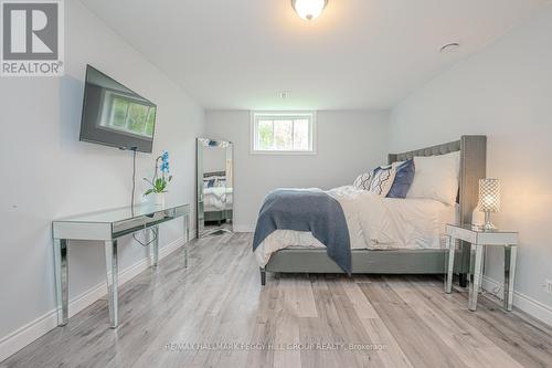 3 Jermey Lane, Oro-Medonte, ON - Indoor Photo Showing Bedroom