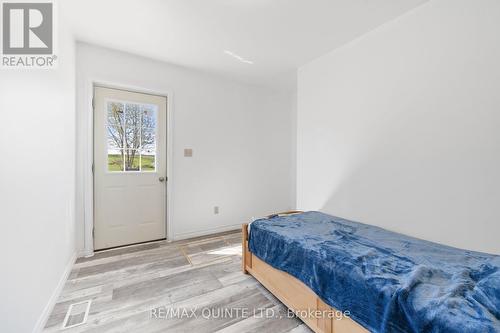 21 Moore Avenue, Greater Napanee, ON - Indoor Photo Showing Bedroom