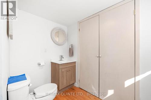 21 Moore Avenue, Greater Napanee, ON - Indoor Photo Showing Bathroom