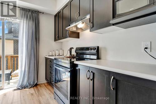 26 George Brier Drive W, Brant, ON - Indoor Photo Showing Kitchen