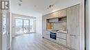 723 - 2 David Eyer Road, Richmond Hill, ON  - Indoor Photo Showing Kitchen 