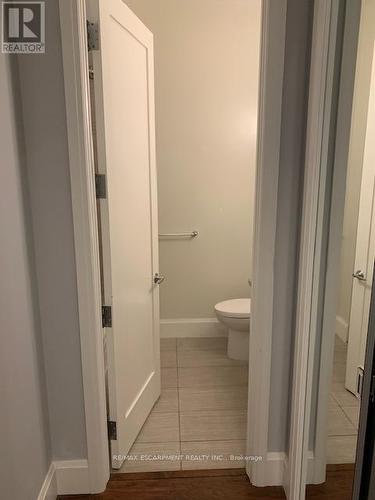 Lph5 - 112 King Street E, Hamilton, ON - Indoor Photo Showing Bathroom