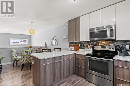 115 315 Kloppenburg Link, Saskatoon, SK - Indoor Photo Showing Kitchen With Upgraded Kitchen