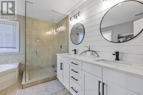 16 Spencer Drive, Barrie, ON - Indoor Photo Showing Bathroom