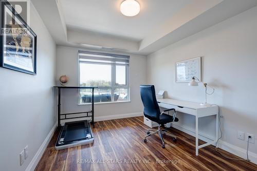 809 - 58 Lakeside Terrace, Barrie, ON - Indoor Photo Showing Office