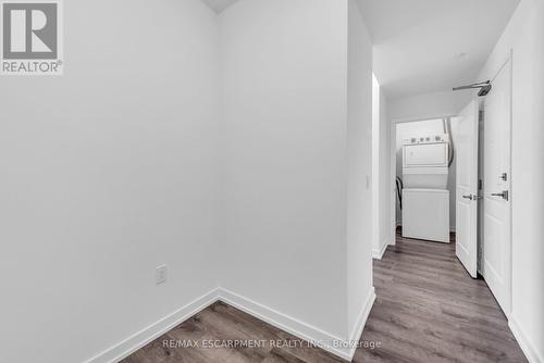 302 - 5055 Greenlane Road, Lincoln, ON - Indoor Photo Showing Other Room