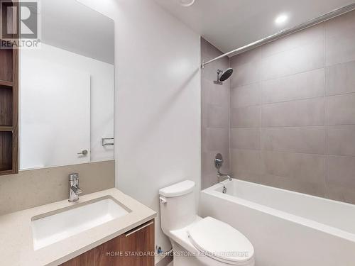 309 - 1000 Portage Parkway, Vaughan, ON - Indoor Photo Showing Bathroom