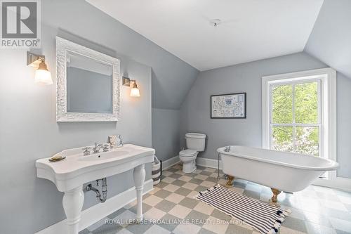 78 Augusta Street, Port Hope, ON - Indoor Photo Showing Bathroom