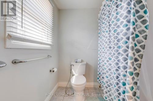 2830 Andorra Circle, Mississauga, ON - Indoor Photo Showing Bathroom