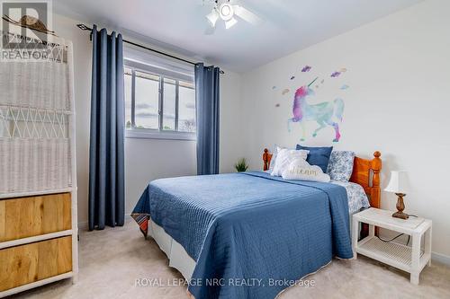 10 D'Everardo Drive, Pelham, ON - Indoor Photo Showing Bedroom