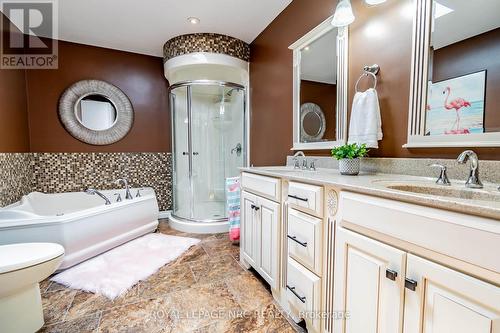 10 D'Everardo Drive, Pelham, ON - Indoor Photo Showing Bathroom