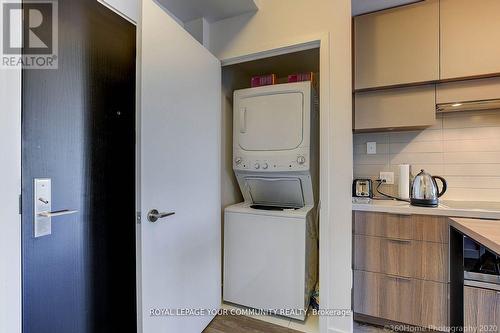 4504 - 8 Eglinton Avenue, Toronto, ON - Indoor Photo Showing Laundry Room