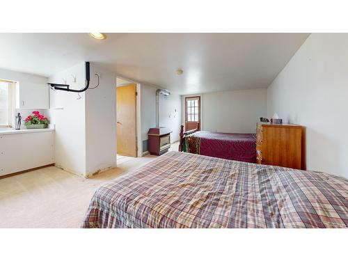 226 Crerar Street, Kimberley, BC - Indoor Photo Showing Bedroom