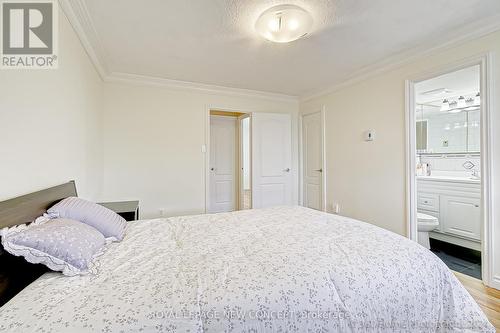 1002 - 1 Royal Orchard Boulevard, Markham, ON - Indoor Photo Showing Bedroom