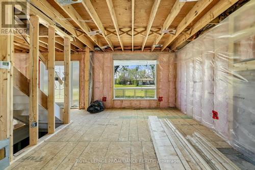 12 Fenwood Crescent, Prince Edward County, ON - Indoor