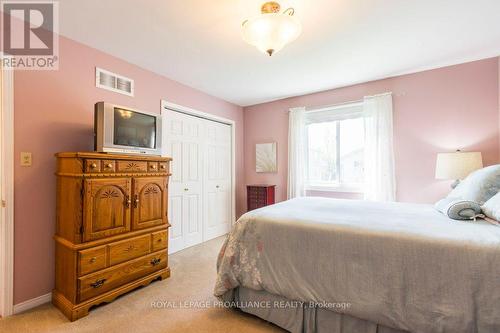 21 Bogart Crescent, Belleville, ON - Indoor Photo Showing Bedroom