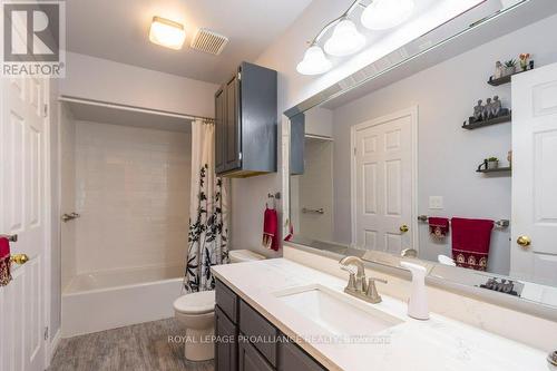 21 Bogart Crescent, Belleville, ON - Indoor Photo Showing Bathroom