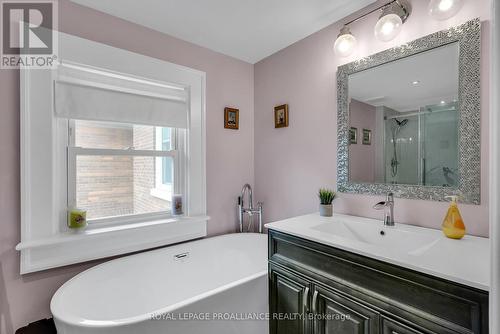 196 Walton Street, Port Hope, ON - Indoor Photo Showing Bathroom