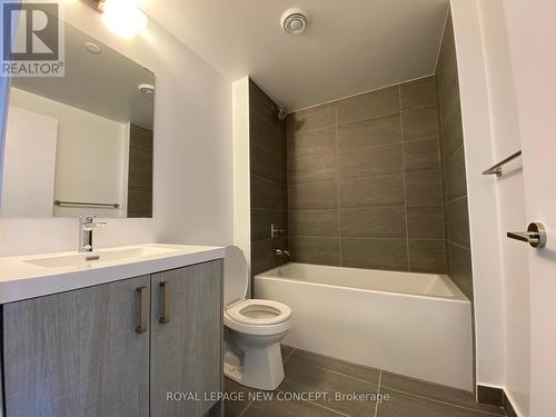 2301 - 77 Mutual Street, Toronto, ON - Indoor Photo Showing Bathroom
