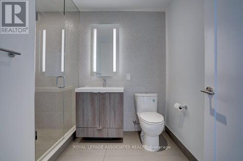 1416 - 585 Bloor Street E, Toronto, ON - Indoor Photo Showing Bathroom