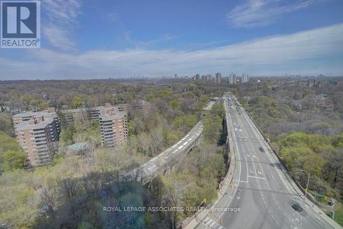 1416 - 585 Bloor Street E, Toronto, ON - Outdoor With View