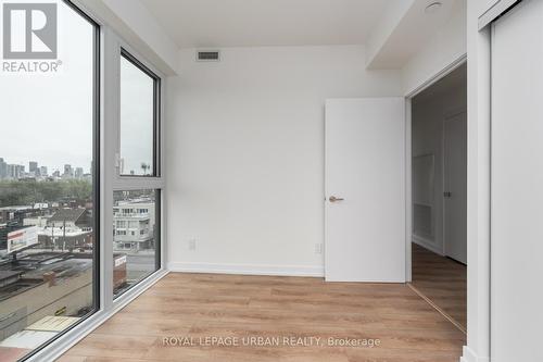 613 - 500 Dupont Street, Toronto, ON - Indoor Photo Showing Other Room